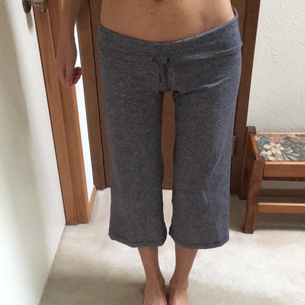 Lululemon Athletica Gray Capris